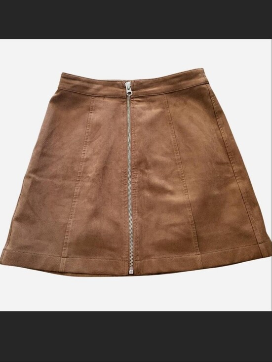 Wilfred Dresses & Skirts - Aritizia Wilfred Free tan faux suede mini skirt with zipper front detail
